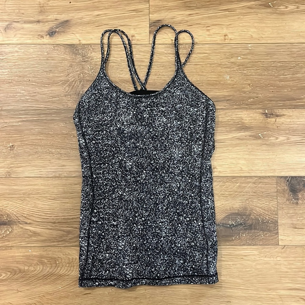 Lulu lemon cross back tank top with built in sports bra